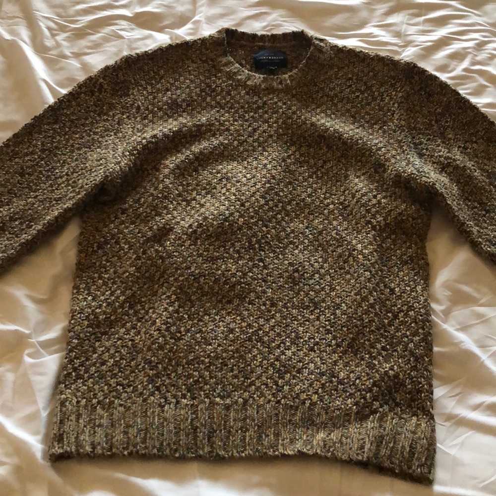 Men’s Lucky Brand jeans knit sweater never worn